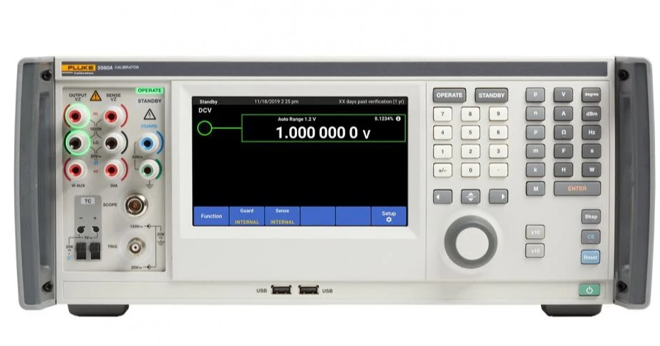 FLUKE 5560A、5550A 和 5540A Multi-Product Calibrator多乐动足球-乐动体育·（中国）官方网站校准器